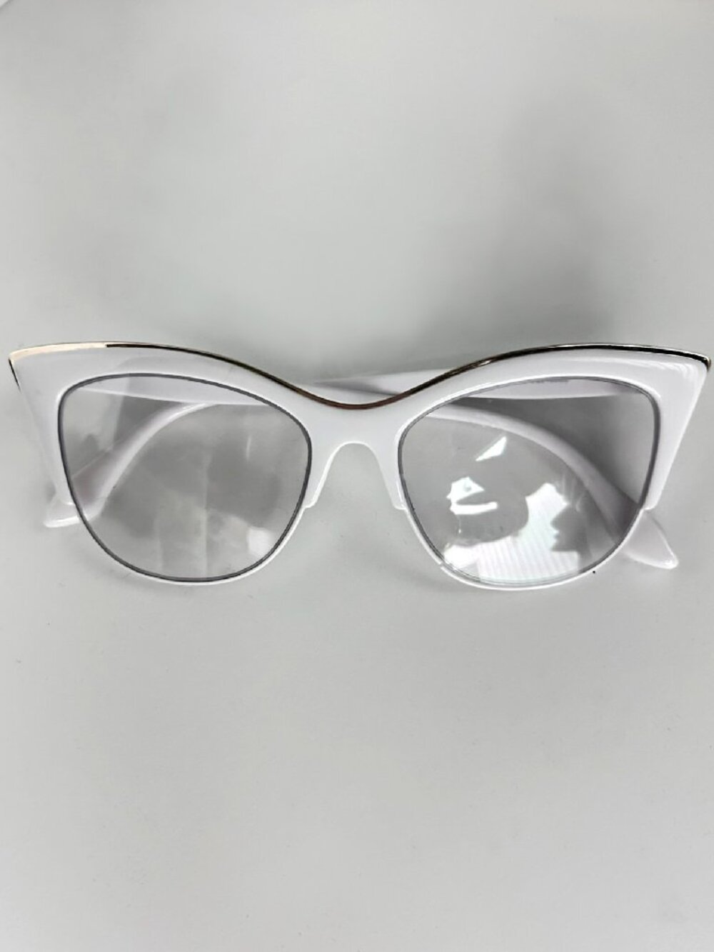 Random Sunglasses 6 Pack - Picture 4 of 8